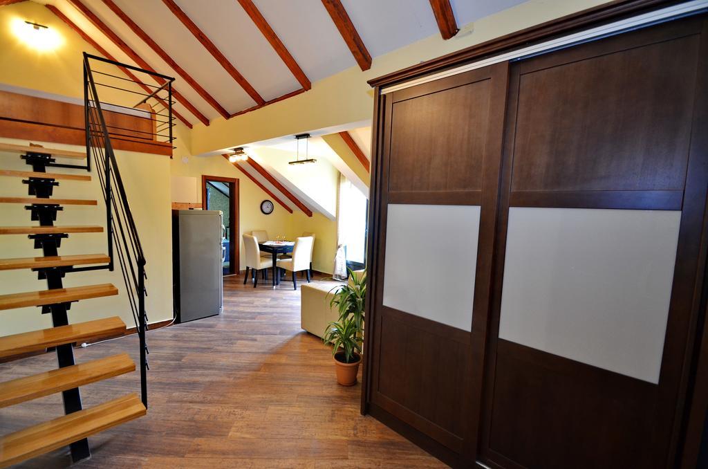 Apartments Ivetic コトル 部屋 写真