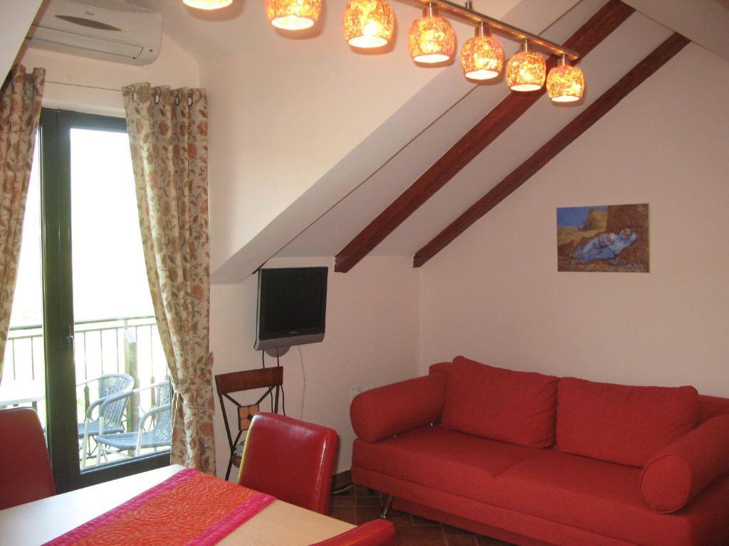 Apartments Ivetic コトル 部屋 写真