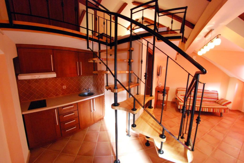 Apartments Ivetic コトル 部屋 写真